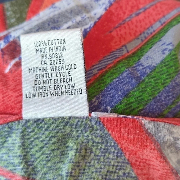 Parsley and Sage Cut  Away Boho Top - Picture 4 of 4